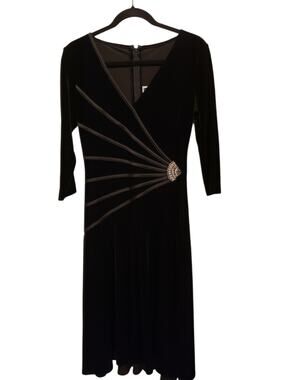 Tadashi Shoji Cocktail Velvet Dress Midi Medium Beaded Vintage Black